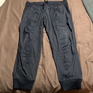 Lululemon studio pant jogger…size 14